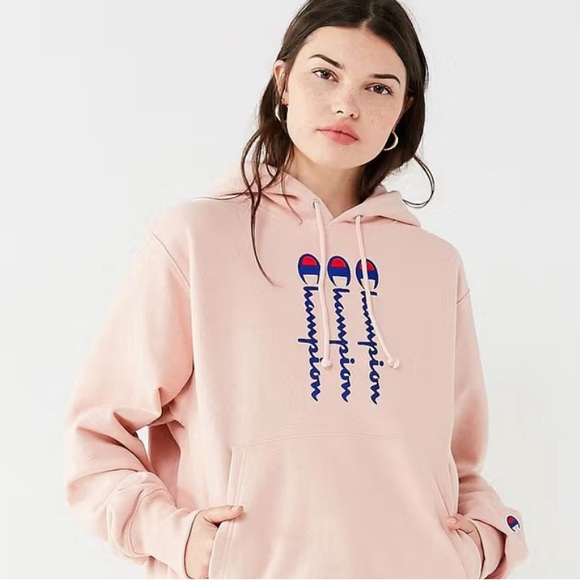 UO Exclusive Champion Hoodie - Picture 4 of 4